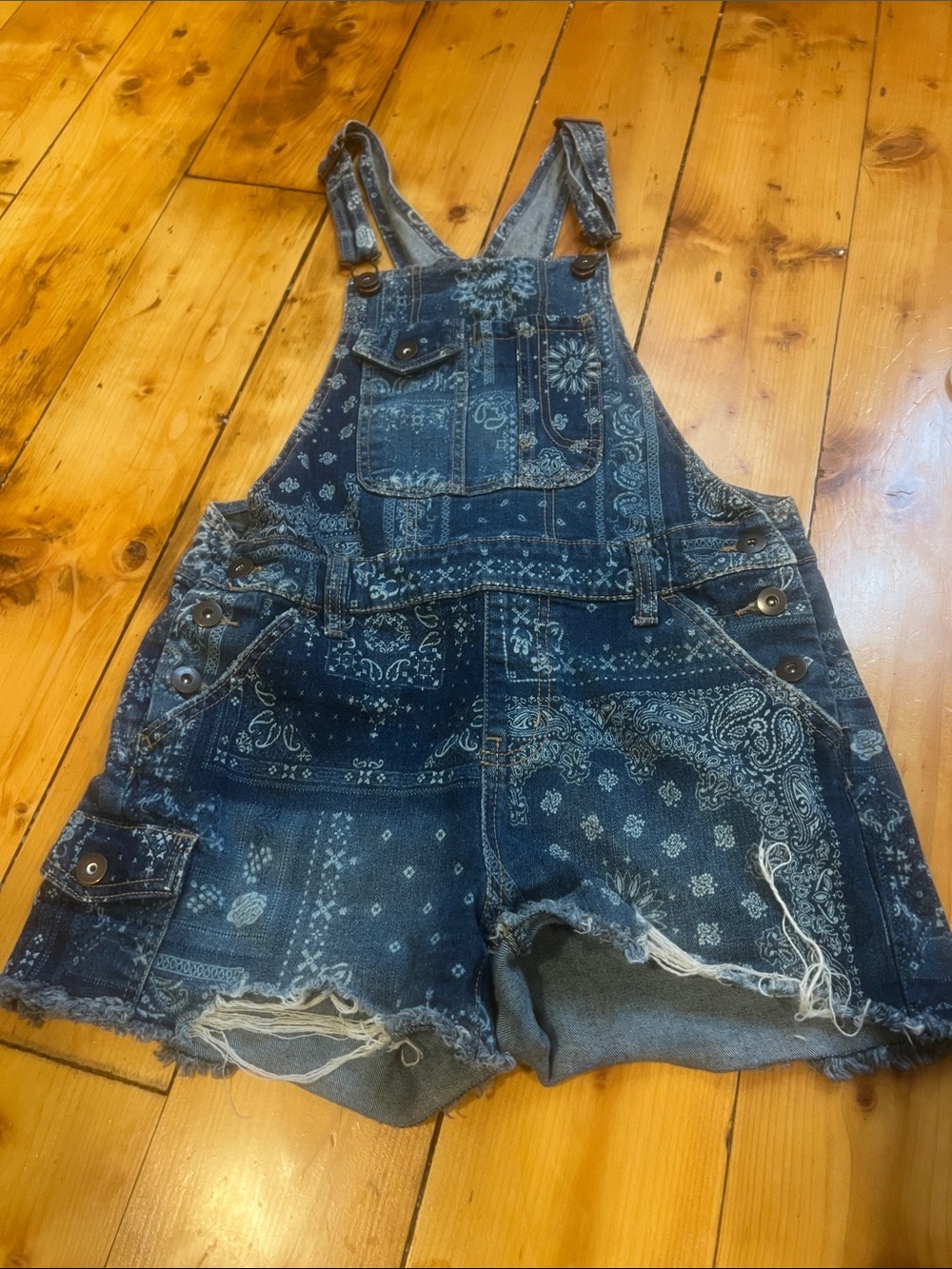 No Boundaries Blue Denim Bandana Detail Shorts